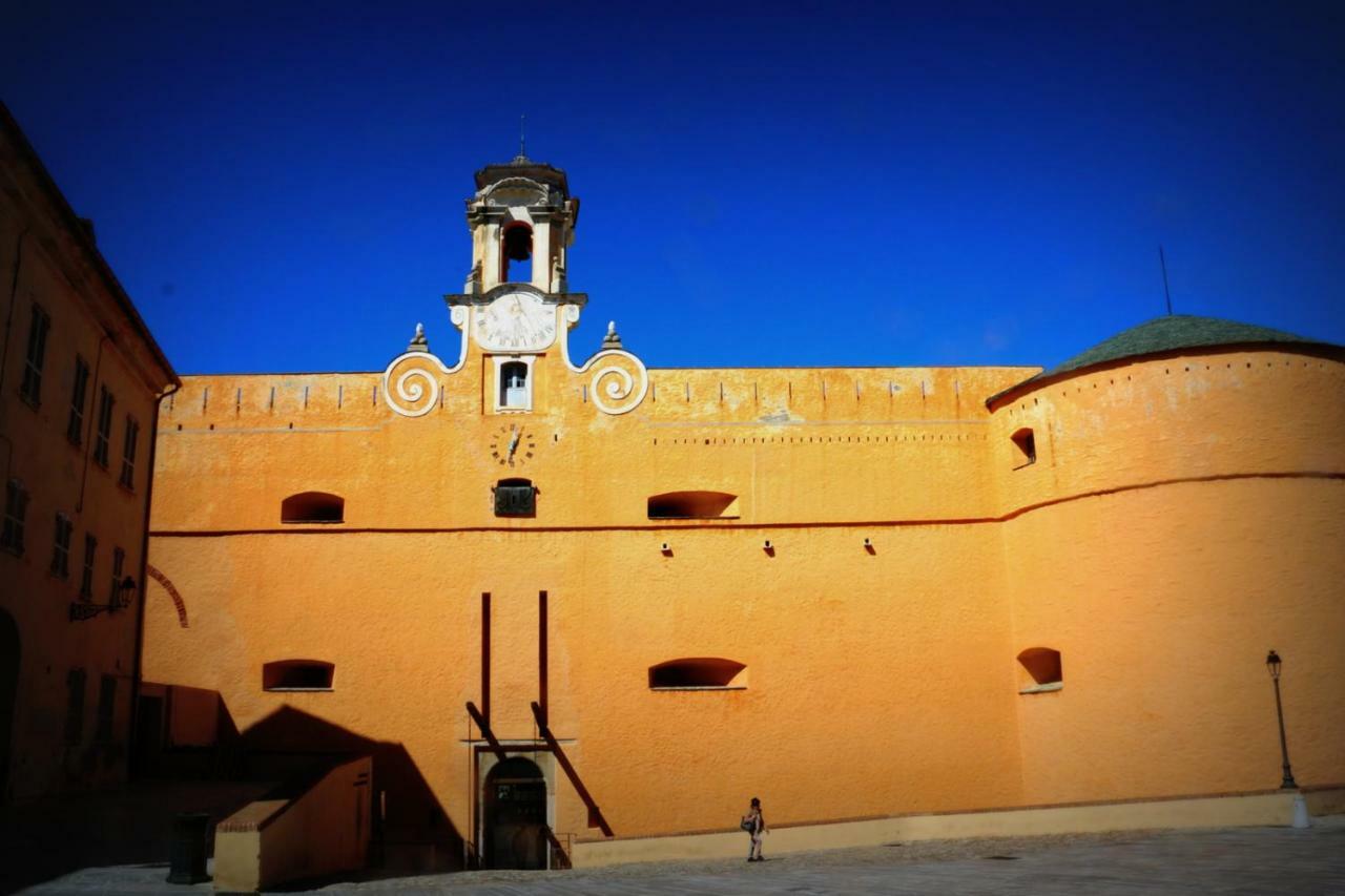 Casa Lochje Au Coeur De La Citadelle Apartment Bastia  Bagian luar foto