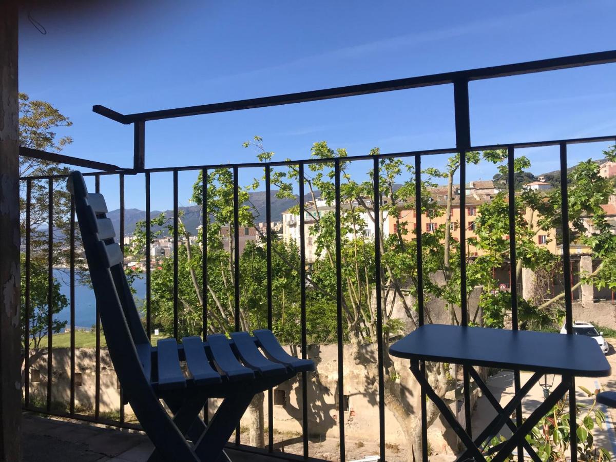 Casa Lochje Au Coeur De La Citadelle Apartment Bastia  Bagian luar foto